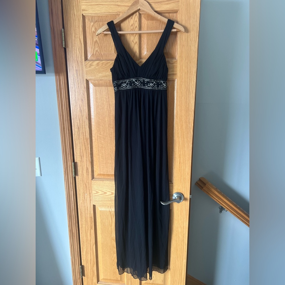 Elegant Black Evening Dress